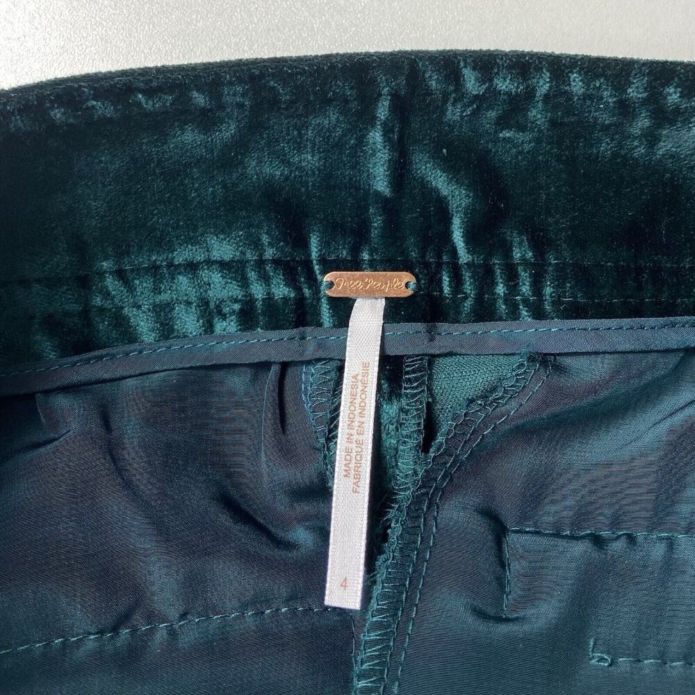 Free People Emerald Green Velvet Sz 4 Walk With You Trouser Flare Pants Mid Rise - Picture 7 of 10